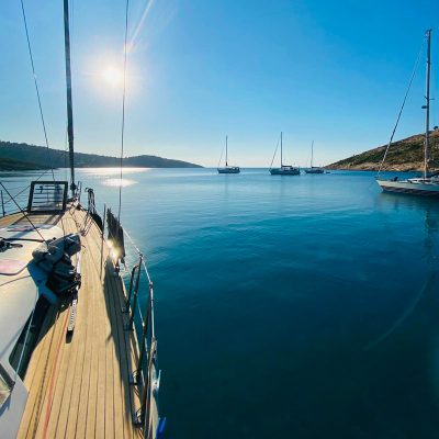 Barca-a-vela-Samos-Grecia